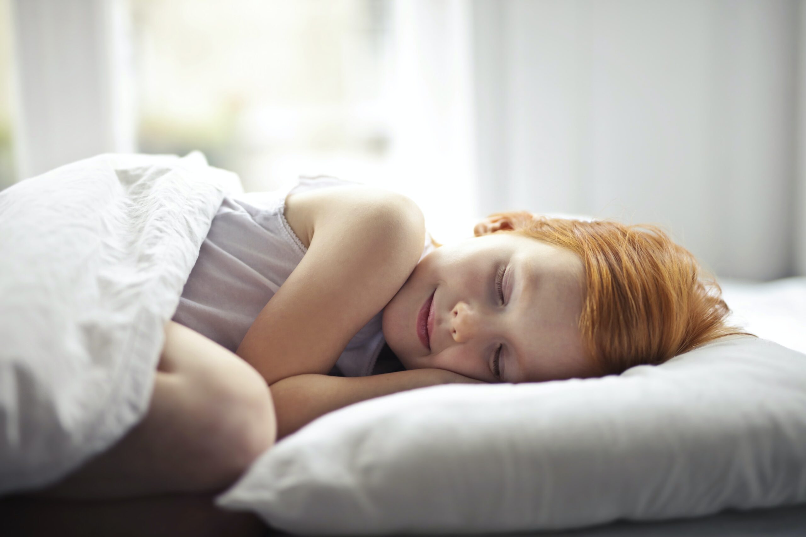 Tips om je kind goed te laten slapen tijdens warmte